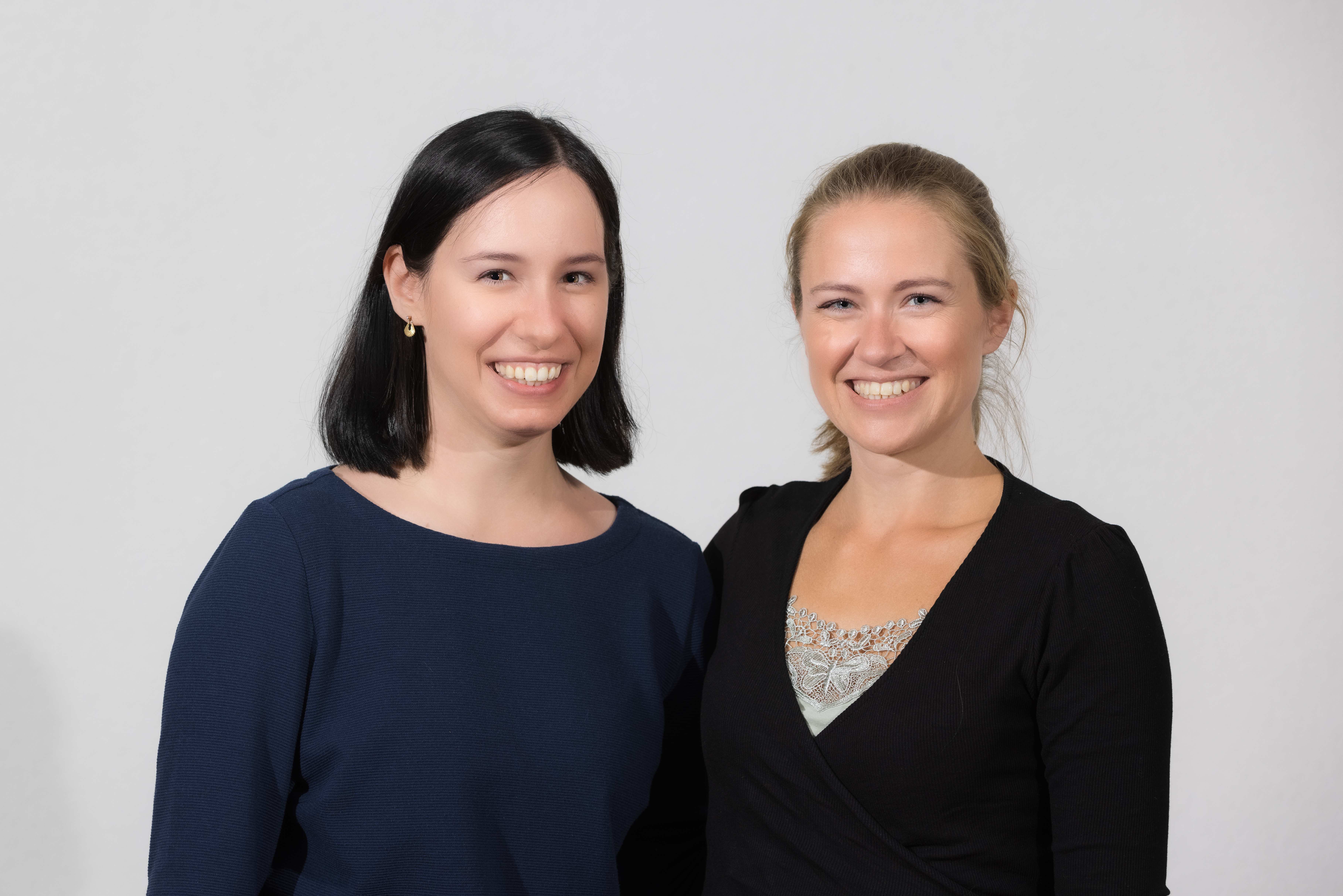 Lisa Stoiber und Gila Egger von der Paten- und Spenderbetreuung Kindernothilfe Österreich (Quelle: Martin Gröbner)