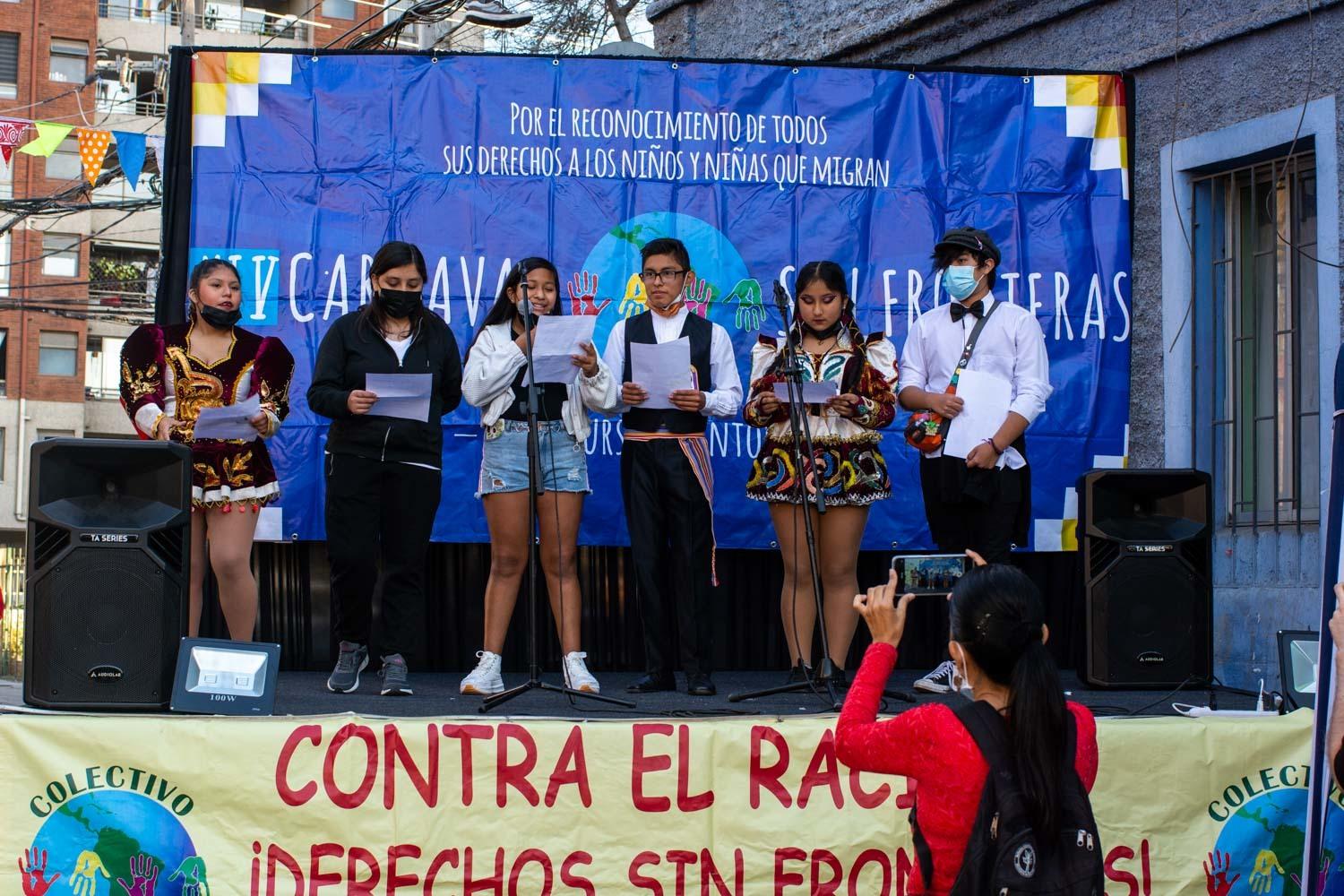 Kindergruppe aus "Colectivo Sin Fronteras" (Foto: Victor Zavaleta Carbajal)