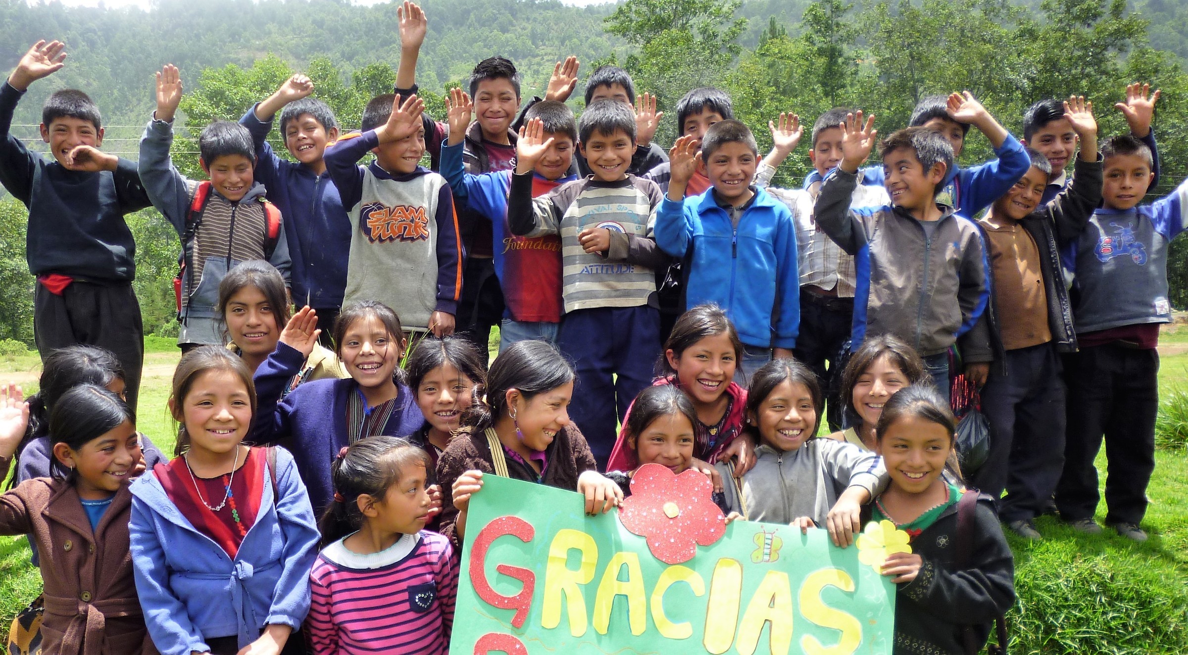 Kinder sagen danke (Foto: Kindernothilfe) Kinder sagen danke (Foto: Kindernothilfe)